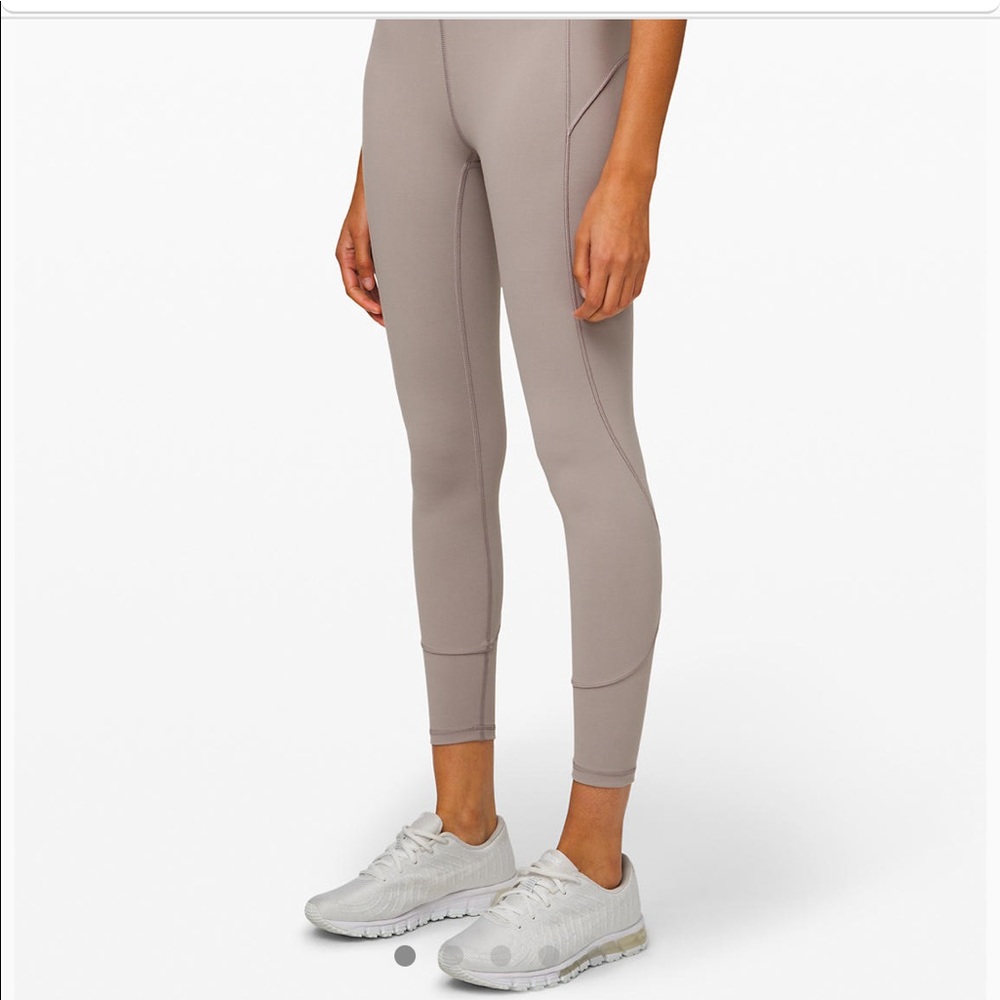 In Movement Tight 25" 
Everlux